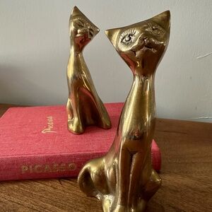 Vintage brass cat figurines